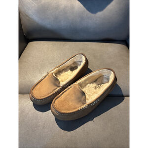 GUC WOMEN’S UGG ANSLEY SLIPPERS SIZE 6 US 37 EU CHESTNUT